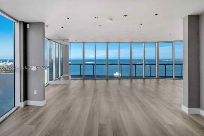 Comprar apartamento no Icon Brickell Tower I 5701