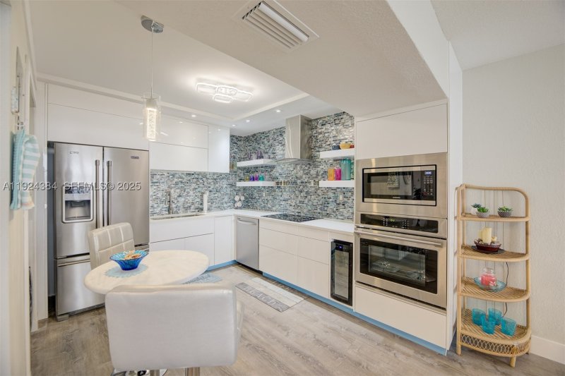 Apartment for rent at Sea Air Towers 601