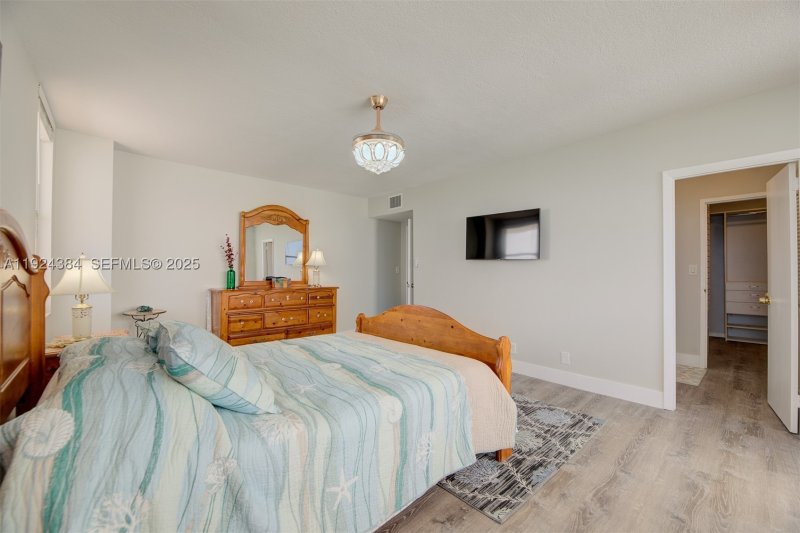 Apartment for rent at Sea Air Towers 601