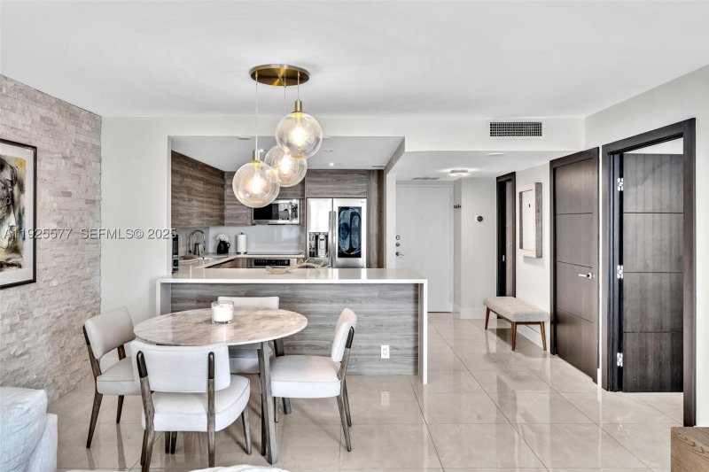 Comprar apartamento en Brickell Place III A703