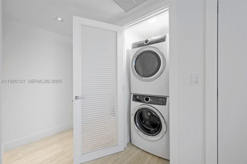 Condo for sale at Echo Brickell 1106