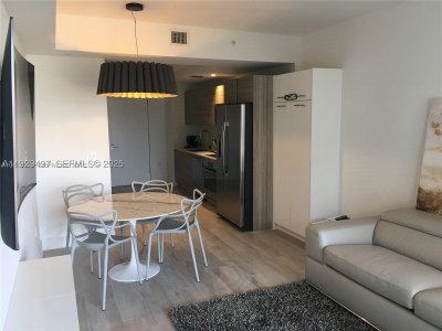 Comprar apartamento no Hyde Midtown 1203