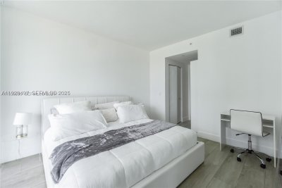 Comprar apartamento no Hyde Midtown 1203
