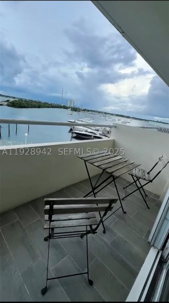 Condo for sale at Bayshore Yacht Tennis Club 315