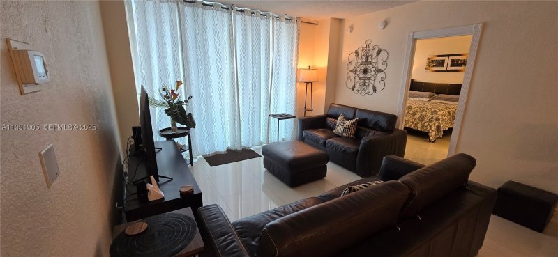 Apartment for rent at Sian Ocean Residences 4J