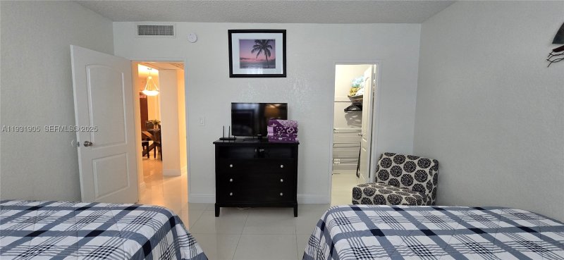 Apartment for rent at Sian Ocean Residences 4J