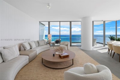 Comprar apartamento no 2000 Ocean 18B