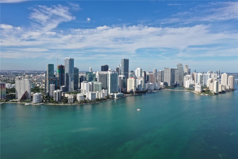 Condo for sale at Jade Brickell 1609