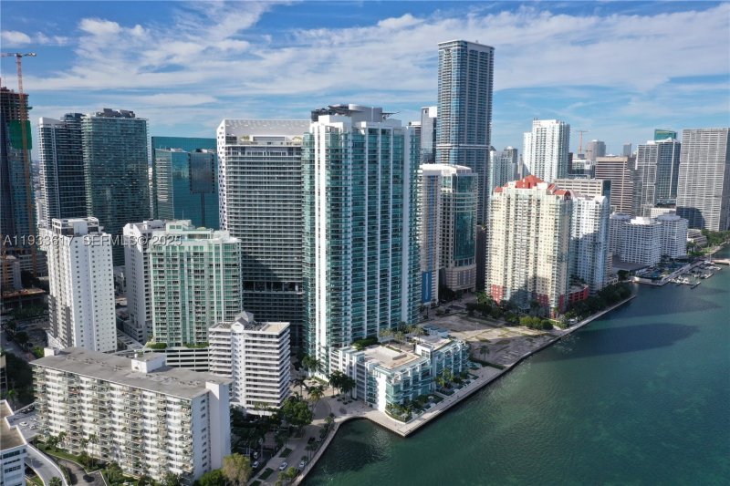 Condo for sale at Jade Brickell 1609