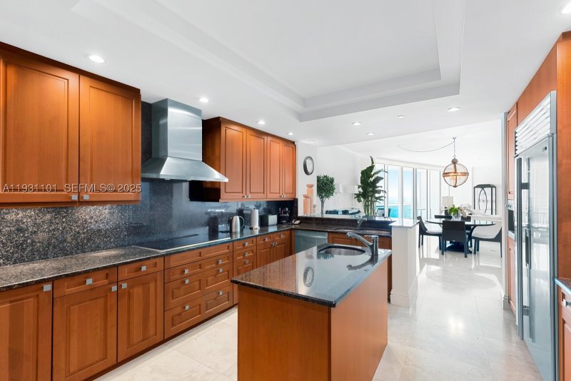Comprar apartamento en Ritz Carlton One Bal Harbour 803