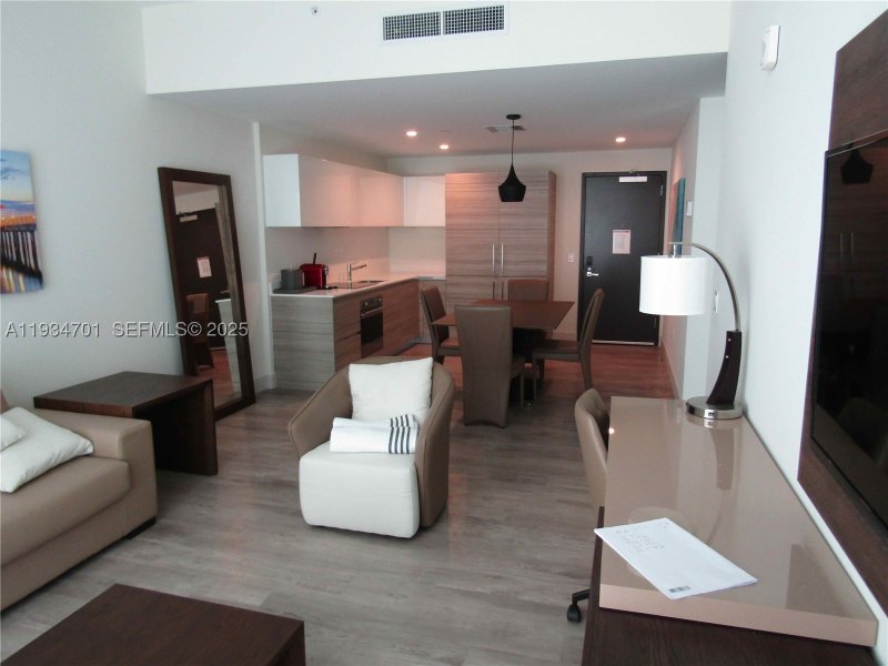 Condo for sale at Costa Hollywood S514