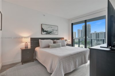 Comprar apartamento no Hyde Midtown 902