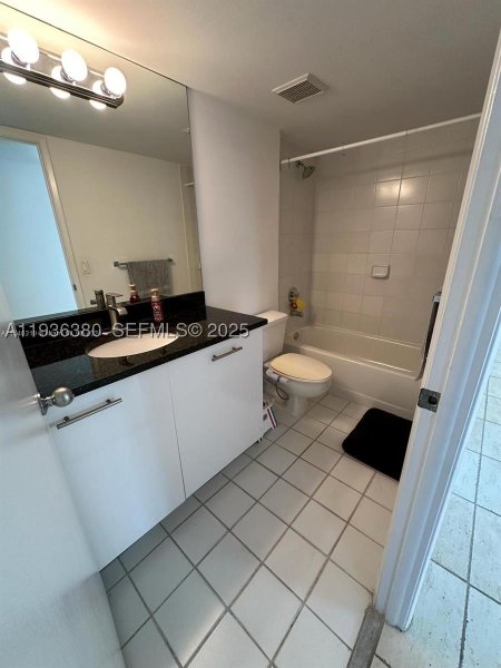 Comprar apartamento en Parc Central Aventura 518