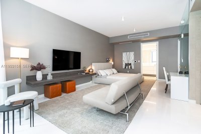 Comprar apartamento no Aston Martin Residences 805
