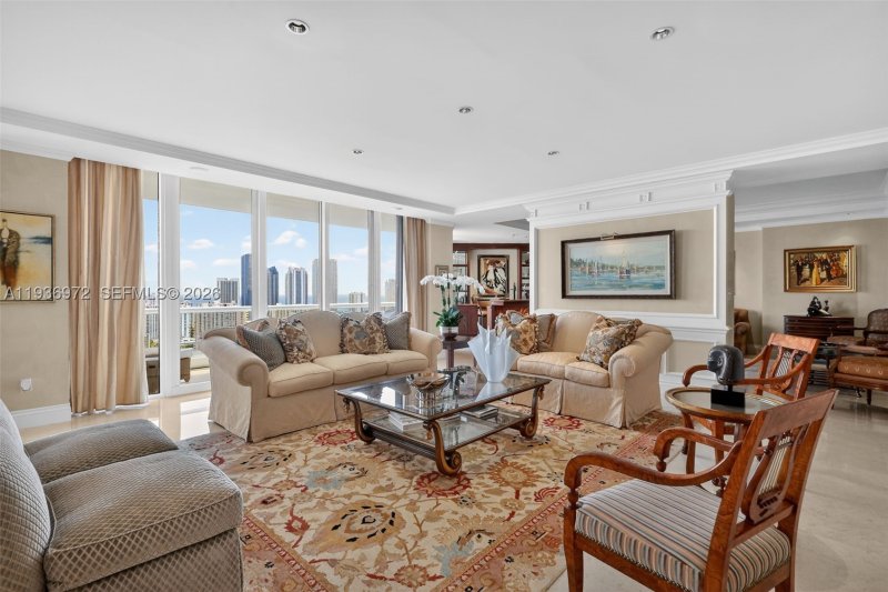 Condo for sale at Williams Island 2600 3006