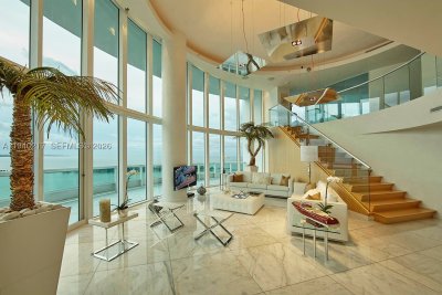 Aluguel de apartamento no Santa Maria 2902