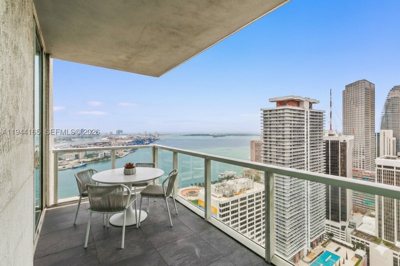 Condo for sale at Vizcayne South Tower 4608