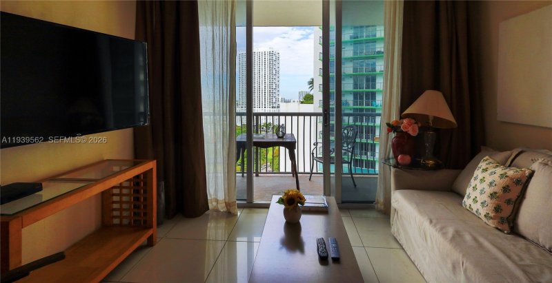 Apartment for rent at Opera Tower 1711