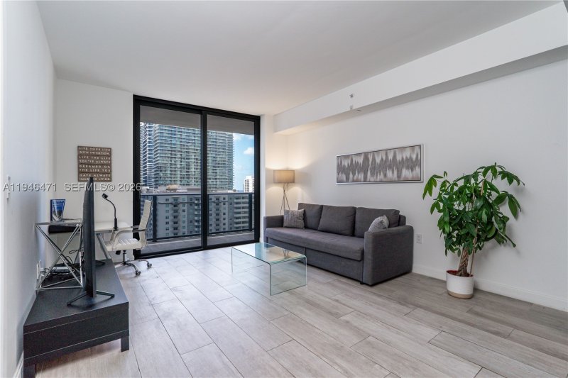 Comprar apartamento en Brickell Heights East 1205
