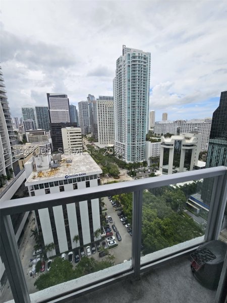 Condo for sale at Avenue on Brickell 1060 Tower 1917