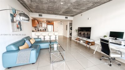 Midtown Midblock Apt #1110