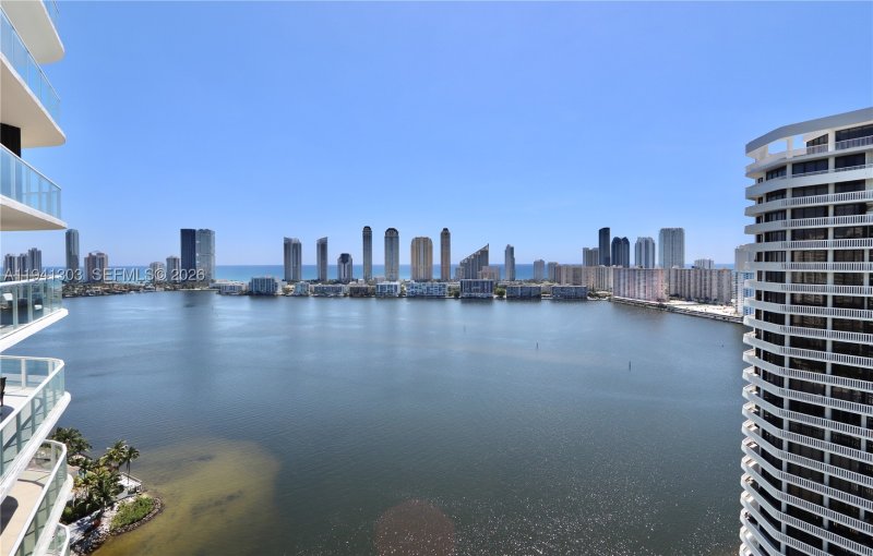 Comprar apartamento en 4000 Williams Island 2701