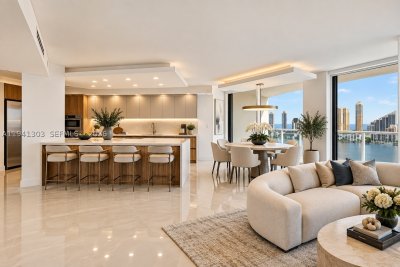 Comprar apartamento no 4000 Williams Island 2701