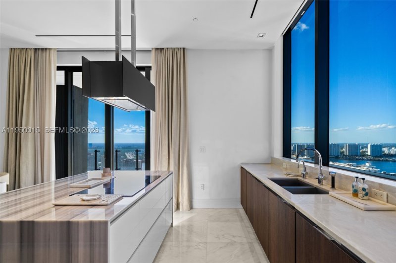Comprar apartamento en Muse Sunny Isles Beach 3002