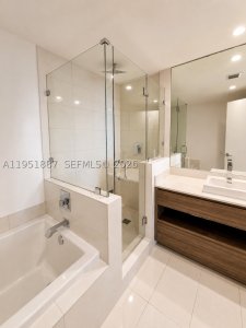 Comprar apartamento en 1100 Millecento 2111