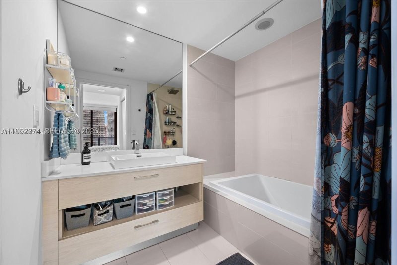 Comprar apartamento en Brickell Heights West 2305