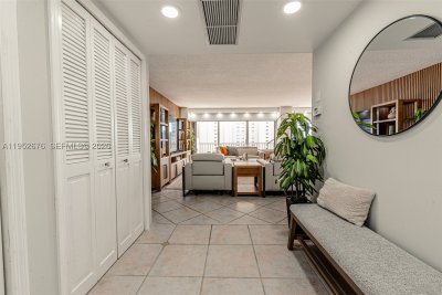 Comprar apartamento no The Cricket Club 909