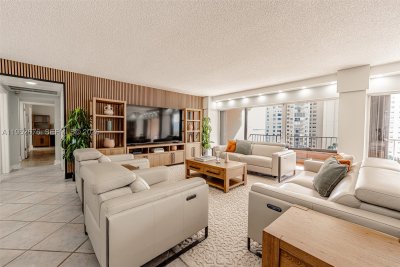 Comprar apartamento no The Cricket Club 909