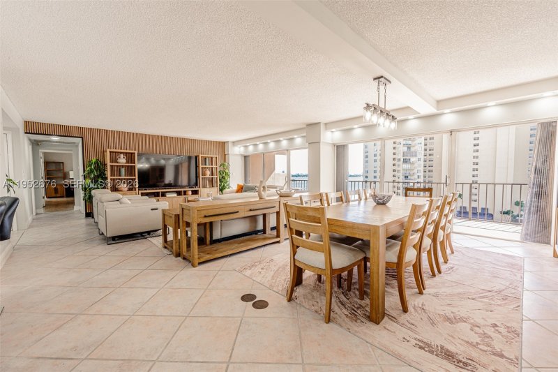 Condo for sale at The Cricket Club 909