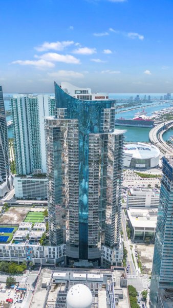 Condo for sale at Paramount Miami WorldCenter 306