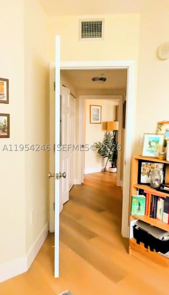 Comprar apartamento no Cite On The Bay 801