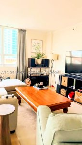 Comprar apartamento en Cite On The Bay 801