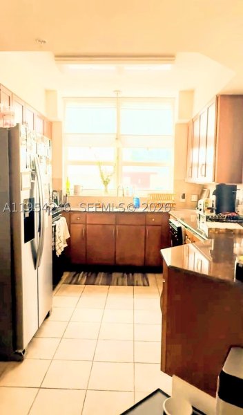 Comprar apartamento no Cite On The Bay 801