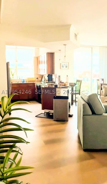 Comprar apartamento no Cite On The Bay 801