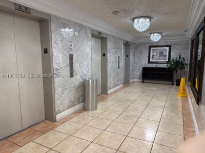 Comprar apartamento no Aventura Beach Club 534