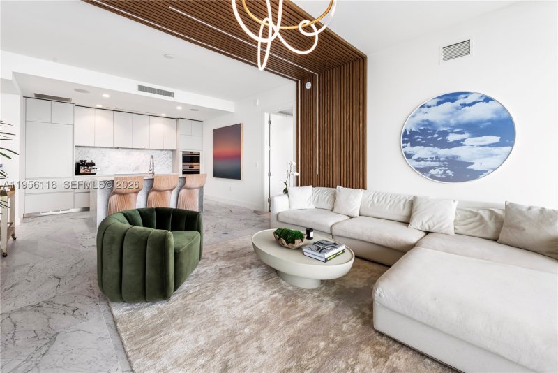Apartment for rent at 57 Ocean 1405