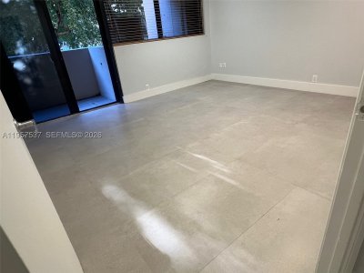 Comprar apartamento no Brickell Key One O303