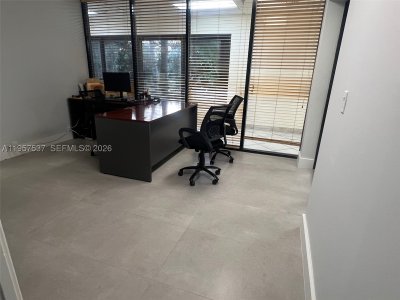Comprar apartamento no Brickell Key One O303