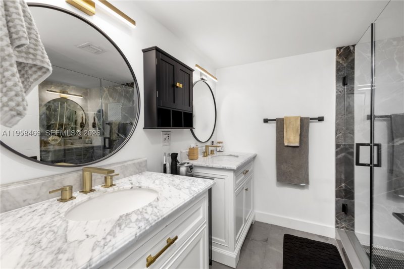 Condo for sale at Towers of Quayside 1 506