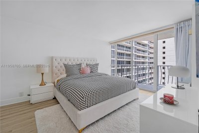 Comprar apartamento en Grandview Palace 2209