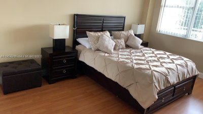 Aluguel de apartamento no Parker Dorado 318