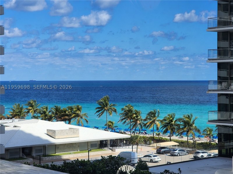 Comprar apartamento en Parker Plaza Estates 823