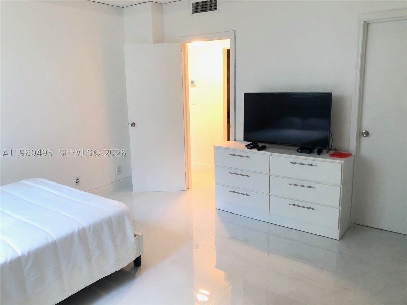 Apartment for rent at Tides Hollywood Beach 2J