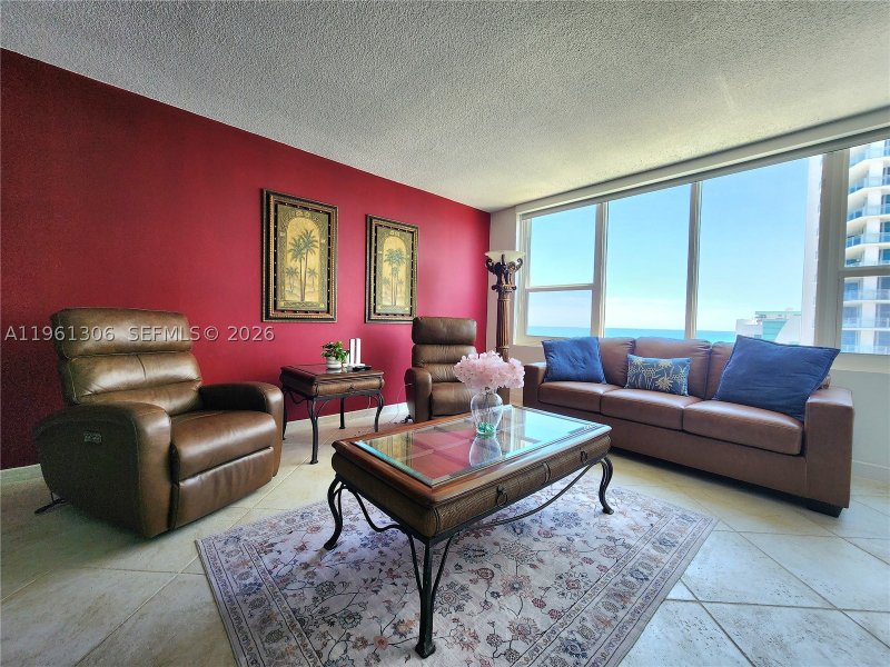 Apartment for rent at Alexander Towers 1215