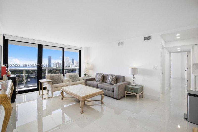 Comprar apartamento en Waterview 1747