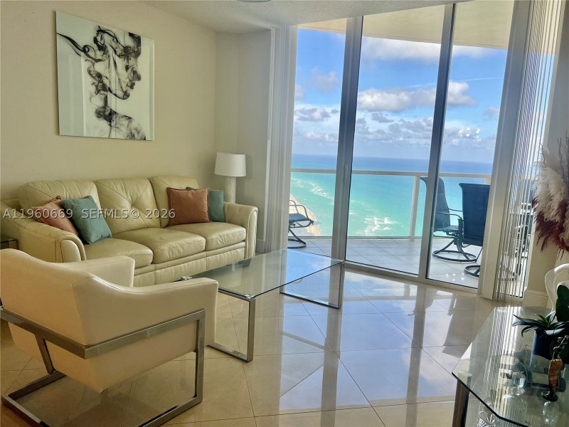 Alquiler de apartamento en La Perla 4204